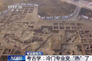 7连客哈登场均打35.3分钟队内最多 在场时球队场均净胜15.7分！